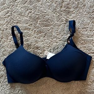 Victoria’s Secret T-Shirt Lightly Lined Demi Bra
